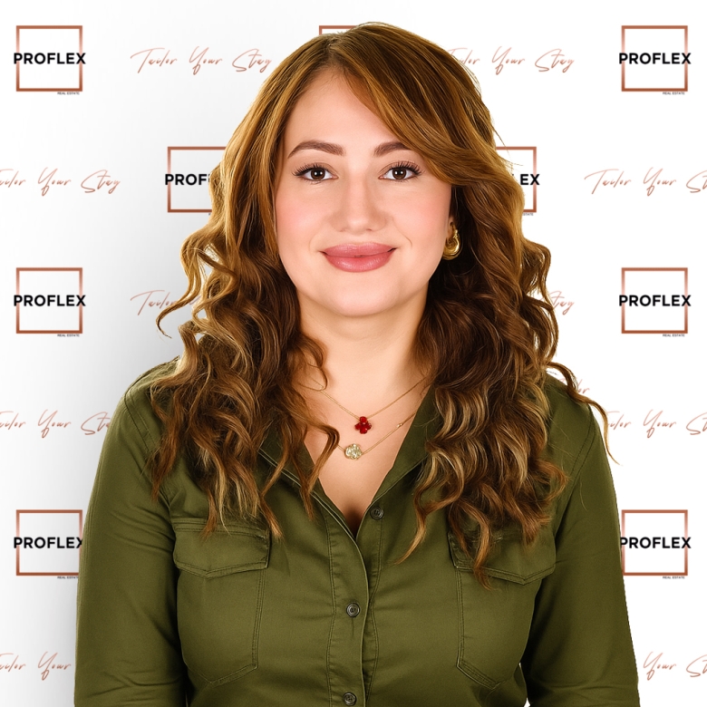 حوريه Serina belhamel |